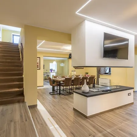 Lv Near Novigrad For 8 People & Children Playground Only 1,5 Km From Villa *