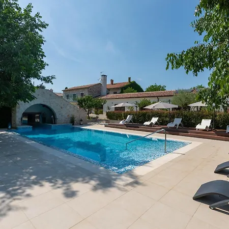 ヴィラ Lv Near Novigrad For 8 People & Children Playground Only 1,5 Km From *