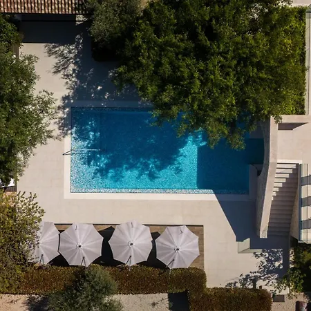 Lv Near Novigrad For 8 People & Children Playground Only 1,5 Km From